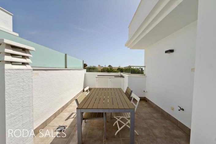 Image No.35-2 Bed Townhouse for sale