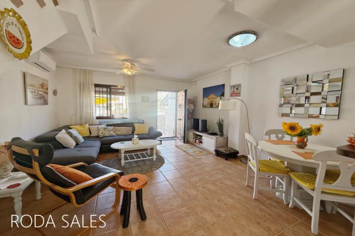 Image No.7-2 Bed Townhouse for sale