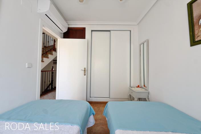 Image No.19-2 Bed Townhouse for sale