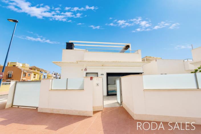Image No.2-Villa / Détaché de 3 chambres à vendre à Roda