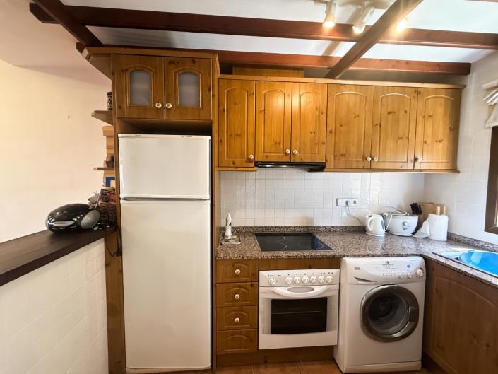 Image No.7-2 Bed Townhouse for sale