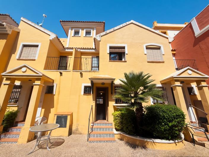 Image No.9-2 Bed Townhouse for sale