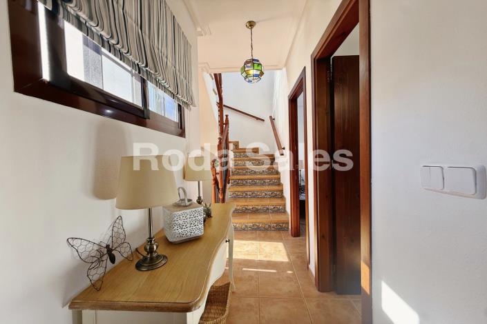 Image No.31-3 Bed Townhouse for sale