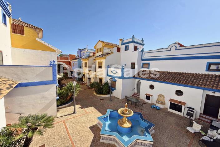 Image No.41-3 Bed Townhouse for sale