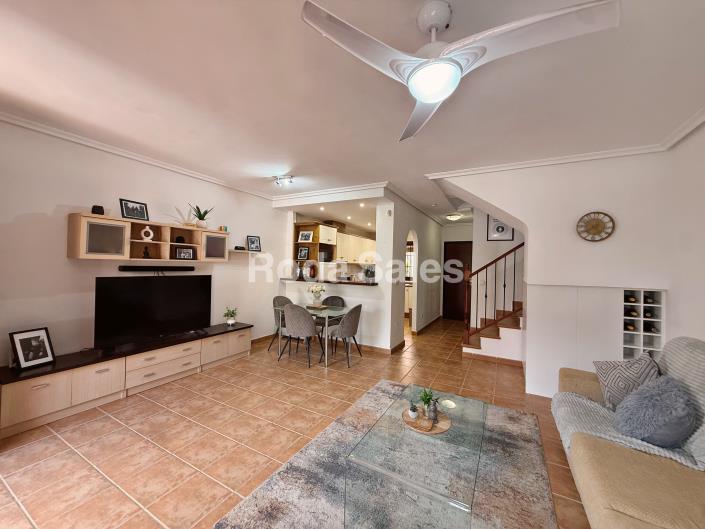 Image No.11-3 Bed Townhouse for sale