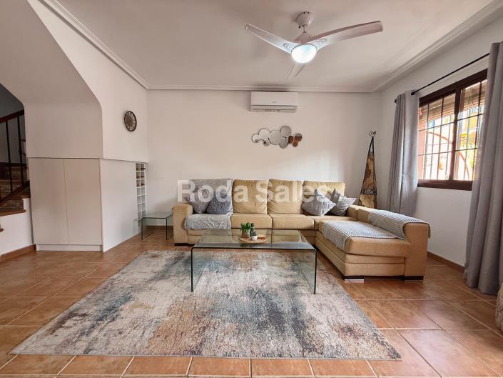 Image No.13-3 Bed Townhouse for sale