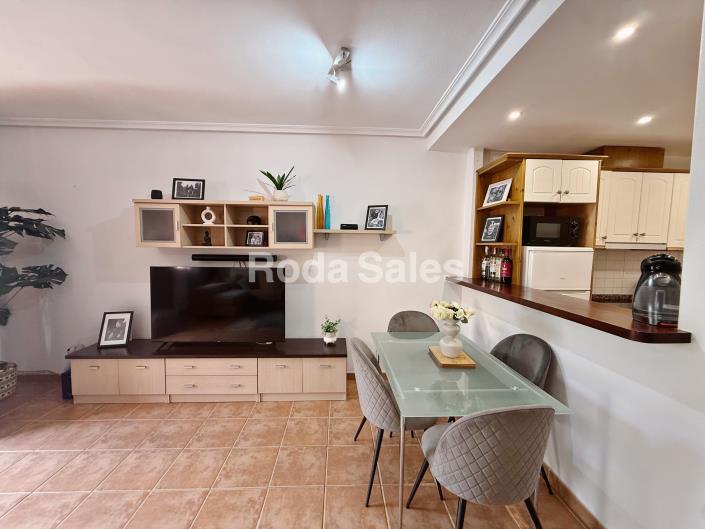 Image No.14-3 Bed Townhouse for sale
