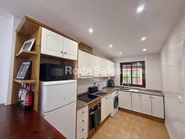 Image No.15-3 Bed Townhouse for sale