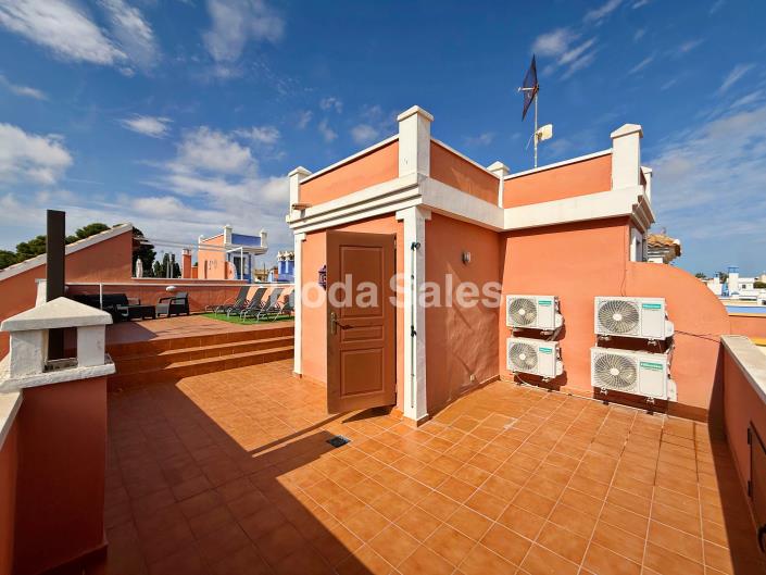 Image No.33-3 Bed Townhouse for sale
