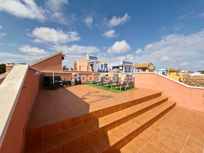 Image No.35-3 Bed Townhouse for sale