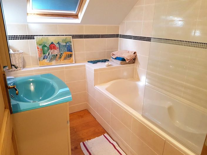 Image No.14-3 Bed House for sale