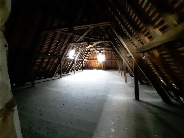 Image No.25-9 Bed Chateaux for sale