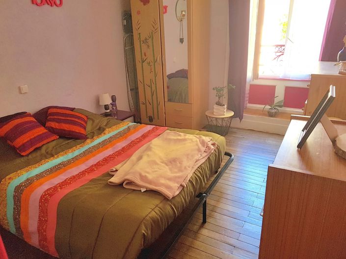 Image No.6-3 Bed House for sale