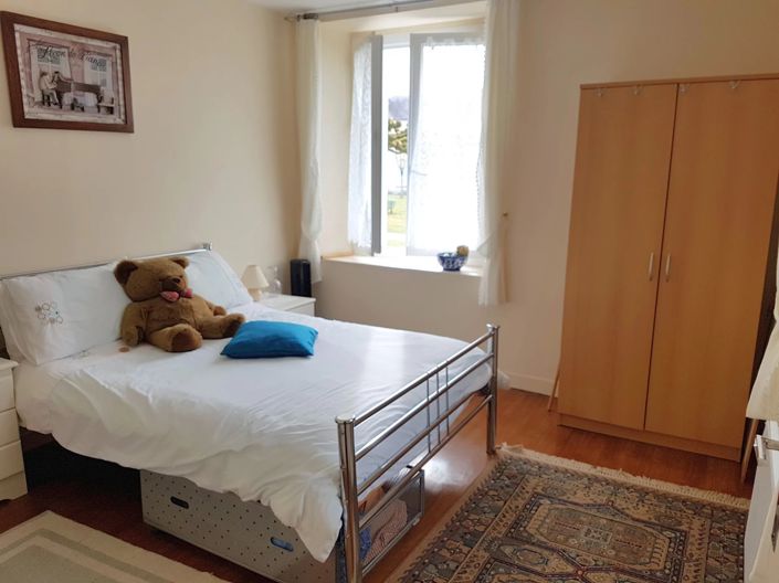 Image No.8-3 Bed House for sale