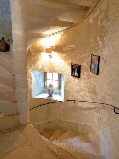 Image No.10-5 Bed House for sale