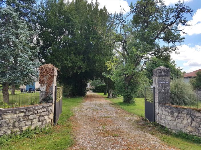 Image No.14-5 Bed House for sale