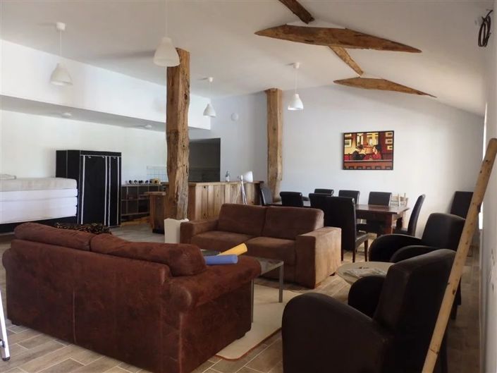 Image No.19-15 Bed House for sale