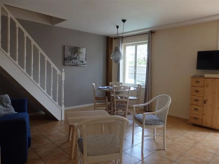 Image No.22-15 Bed House for sale