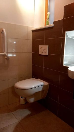 Image No.11-7 Bed House for sale