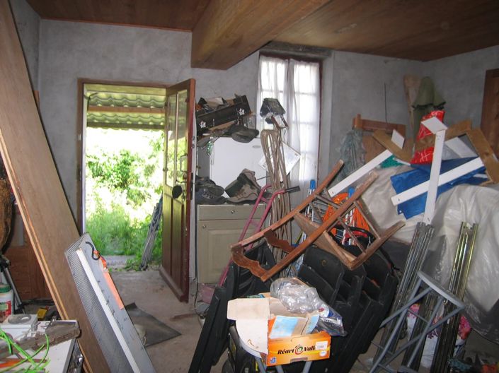 Image No.19-1 Bed Farmhouse for sale