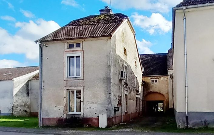 Image No.1-2 Bed House for sale