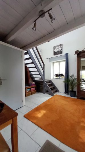 Image No.19-7 Bed House for sale