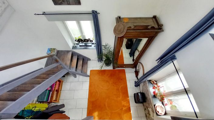 Image No.22-7 Bed House for sale