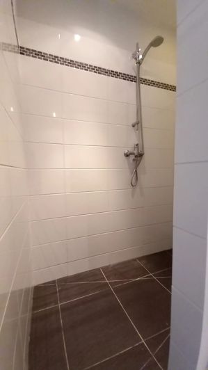 Image No.24-7 Bed House for sale