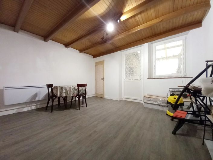 Image No.6-2 Bed House for sale