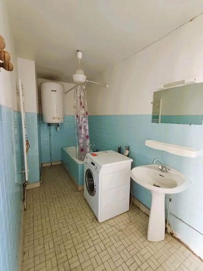 Image No.18-4 Bed House for sale