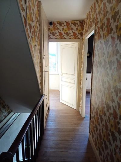 Image No.20-4 Bed House for sale