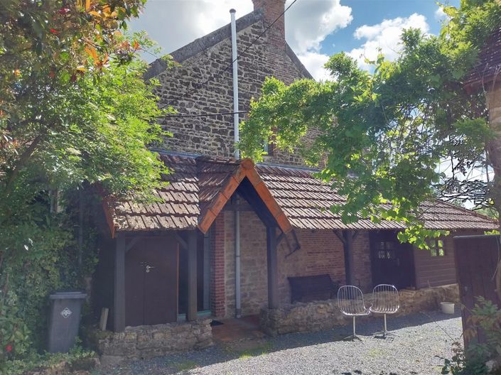 Image No.2-Maison de 2 chambres à vendre à Orsennes