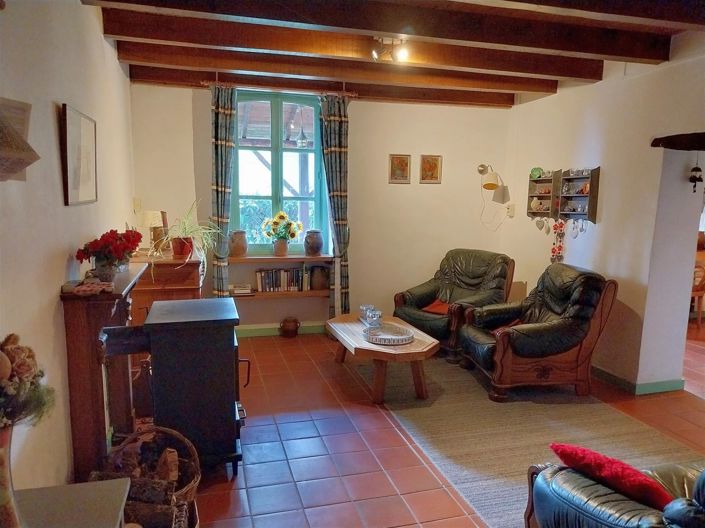 Image No.5-Maison de 2 chambres à vendre à Orsennes