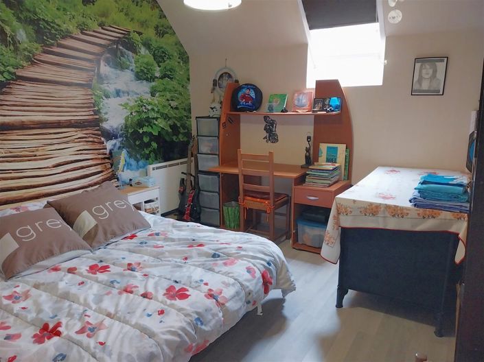 Image No.11-5 Bed House for sale