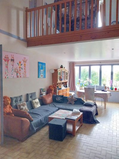 Image No.7-5 Bed House for sale