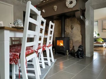 1b1dc351d6237cc511bed5c17777f41c725a823d44192