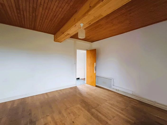 Image No.13-2 Bed House for sale