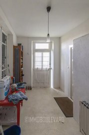 21d44778f502849ecef74cccfbe3768f9ea05e3852120