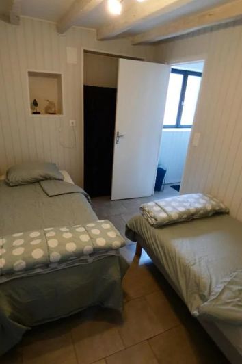 Image No.24-4 Bed House for sale
