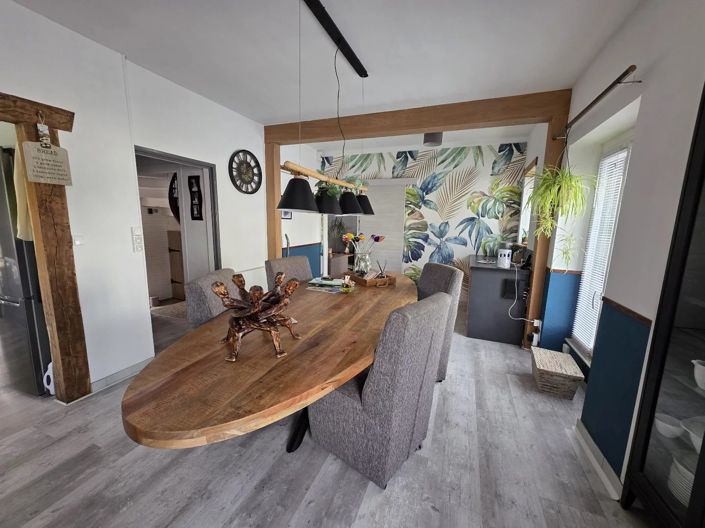 Image No.8-4 Bed House for sale