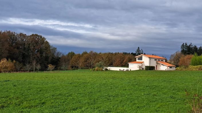 Image No.2-Villa de 4 chambres à vendre à Rouzède