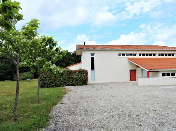 Image No.3-Villa de 4 chambres à vendre à Rouzède