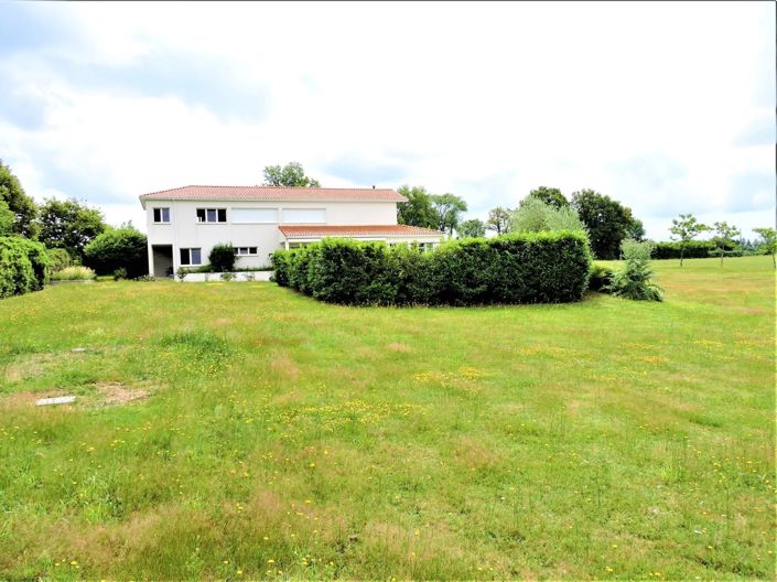 Image No.6-Villa de 4 chambres à vendre à Rouzède