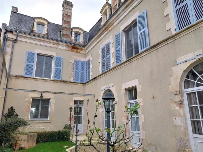 Image No.1-Maison de 6 chambres à vendre à Saint-Savin