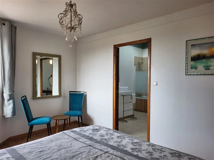 Image No.19-House for sale