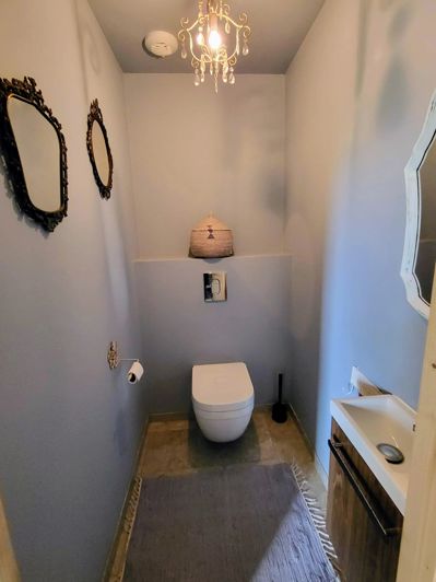 Image No.10-2 Bed Farmhouse for sale