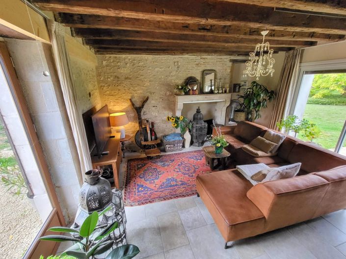 Image No.8-2 Bed Farmhouse for sale