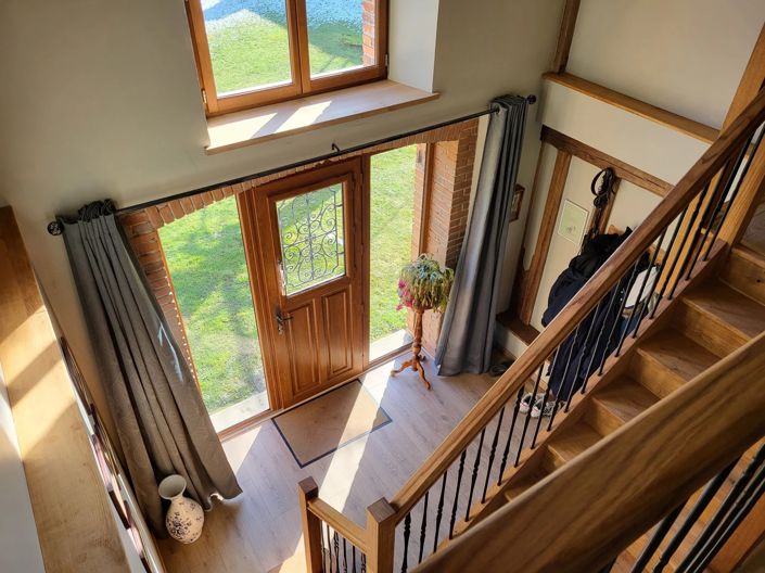 Image No.11-7 Bed Property for sale