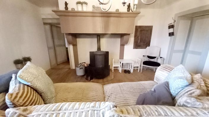 Image No.9-3 Bed House for sale