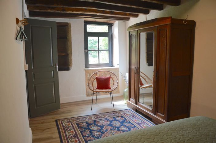 Image No.11-8 Bed House for sale